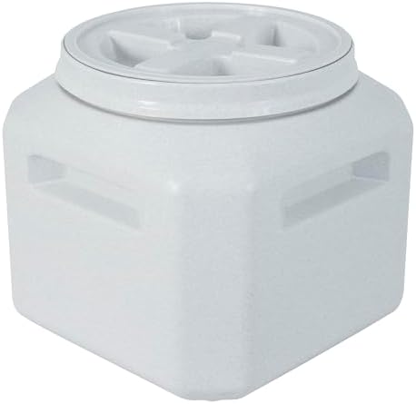 Vittles Vault Airtight Pet Food Storage Container + Scoop, Up to 30lbs - Image 4