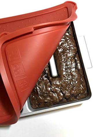 Baker's Edge Original All Edges Brownie Pan including lid, spatula & wedge - Image 3