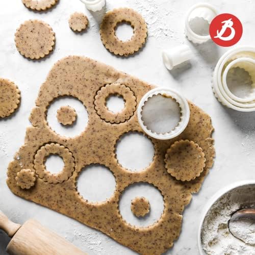 de Buyer Round Fluted Cutters - 9-Piece Set - Creates Clean, Defined Cuts, Scallops & Flutes - Dishwasher Safe - Image 5